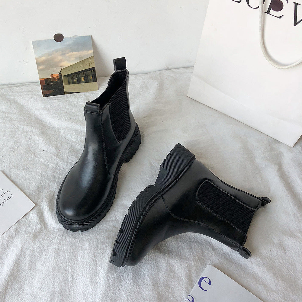 Korean ankle boot for students